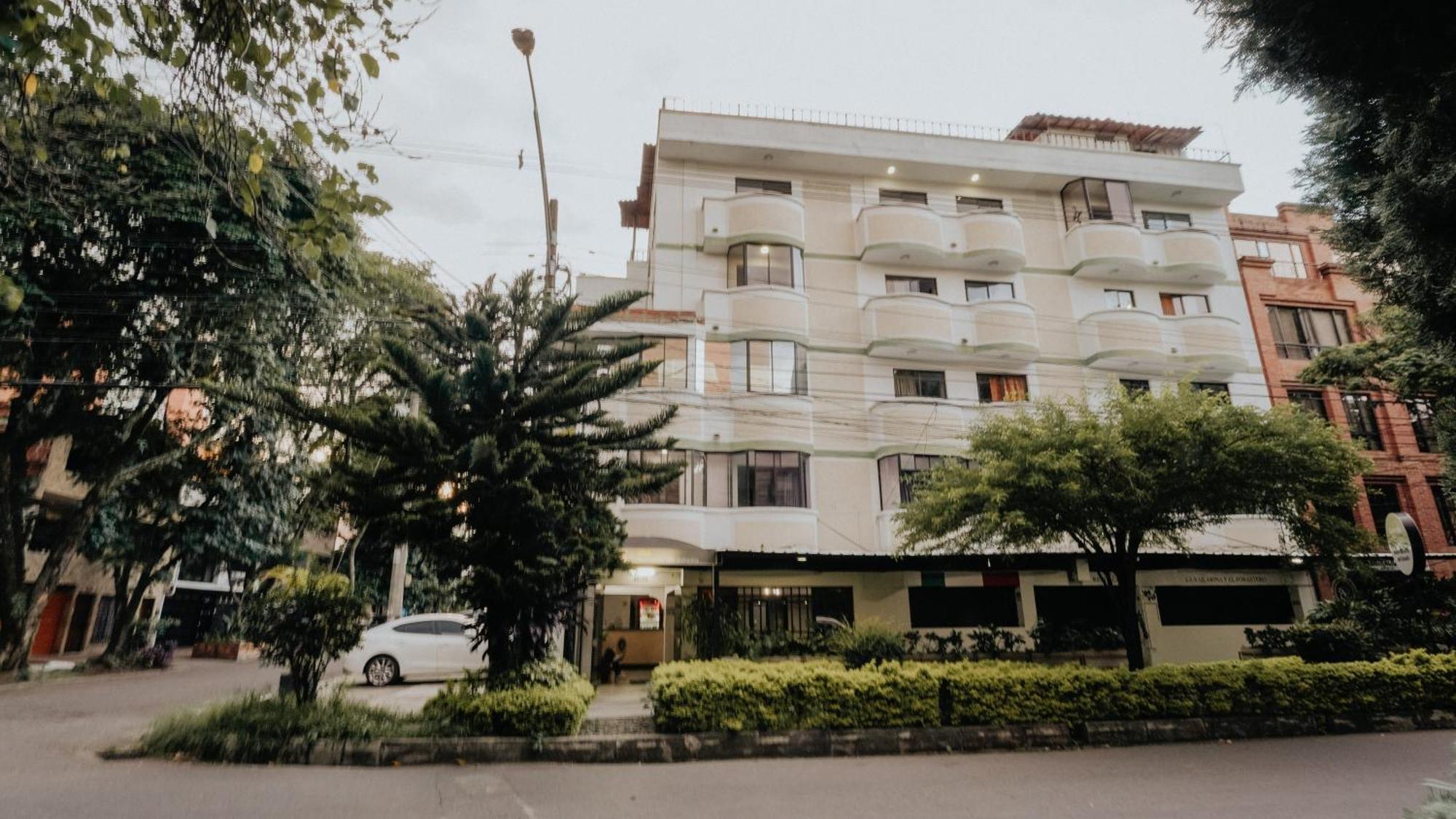מדיין Hotel Balcones Del Estadio מראה חיצוני תמונה